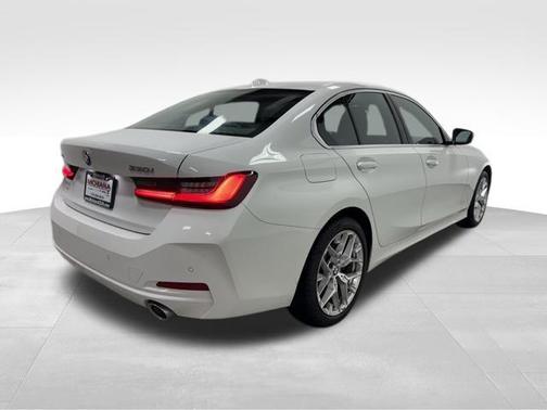 2025 BMW 330 i xDrive