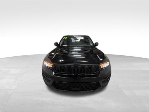 Diamond Black 2024 Jeep Grand Cherokee Limited