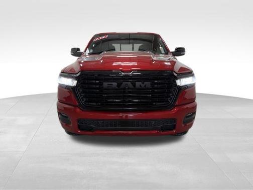 Molten Red Pearlcoat 2026 RAM 1500 Laramie
