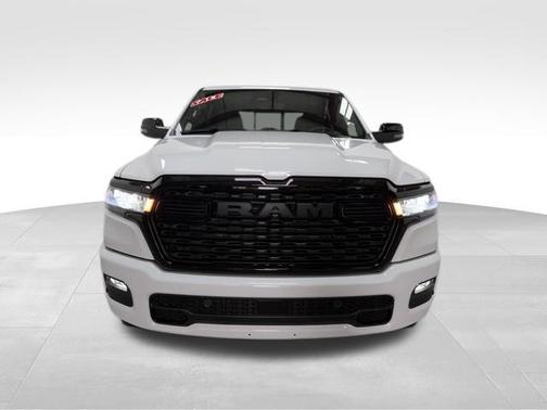 Bright White Clearcoat 2026 RAM 1500 Big Horn/Lone Star