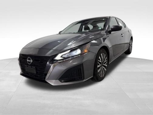 Gun Metallic 2024 Nissan Altima 2.5 SV