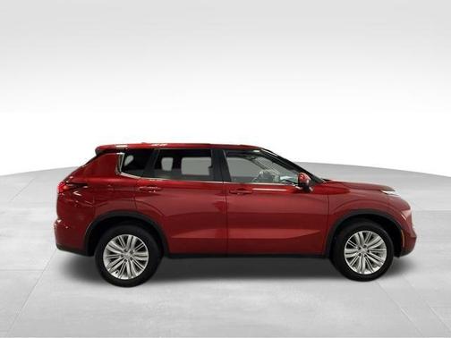 Diamond Red 2024 Mitsubishi Outlander ES