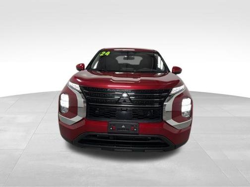Diamond Red 2024 Mitsubishi Outlander ES