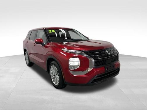 Diamond Red 2024 Mitsubishi Outlander ES