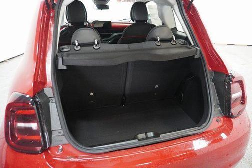 2024 FIAT 500e Base