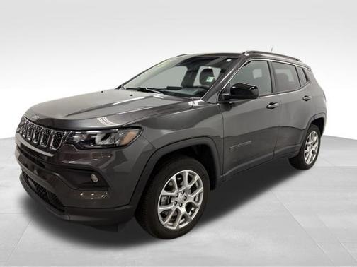 2023 Jeep Compass Latitude Lux