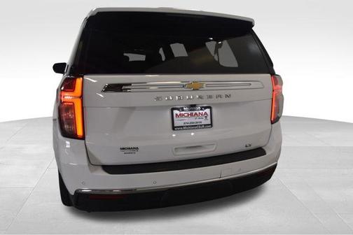 2023 Chevrolet Suburban LT