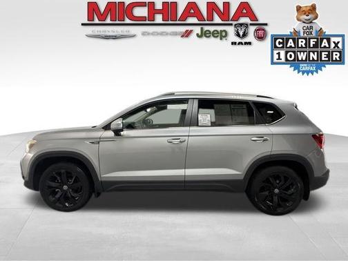 Pyrite Silver Metallic 2023 Volkswagen Taos 1.5T SE