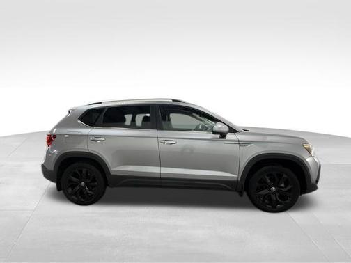 Pyrite Silver Metallic 2023 Volkswagen Taos 1.5T SE