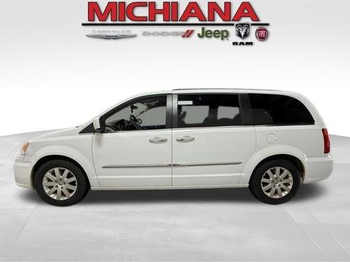 2015 Chrysler Town & Country Touring