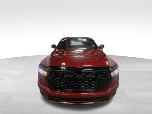 Molten Red Pearlcoat 2026 RAM 1500 Big Horn/Lone Star