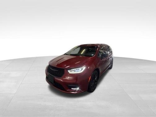 Red 2025 Chrysler Pacifica Limited