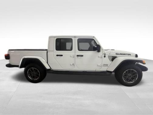 Bright White Clearcoat 2020 Jeep Gladiator Overland