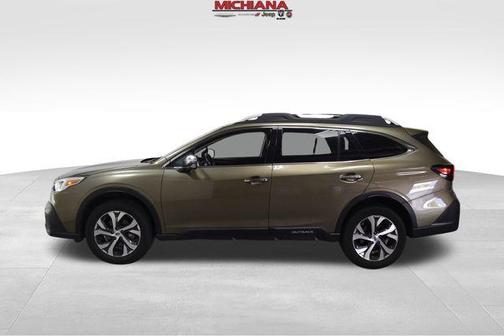 2022 Subaru Outback Touring XT