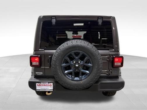 Granite Crystal Clearcoat Metallic 2026 Jeep Wrangler Sport
