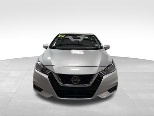 2022 Nissan Versa 1.6 SV