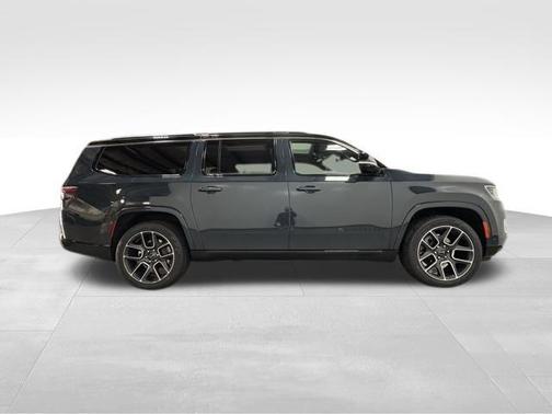 2025 Jeep Wagoneer L Series III