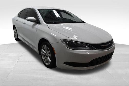 2016 Chrysler 200 LX