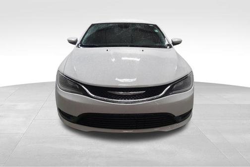 2016 Chrysler 200 LX