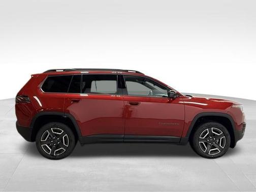 2026 Jeep Cherokee LAREDO/LIMITED