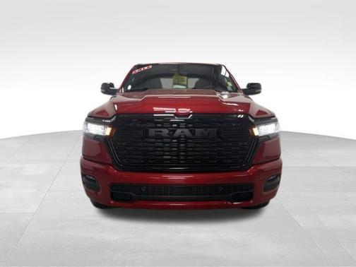 Molten Red Pearlcoat 2026 RAM 1500 Big Horn/Lone Star