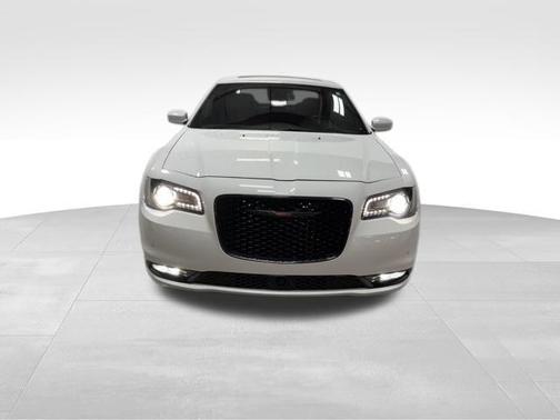 2022 Chrysler 300 S
