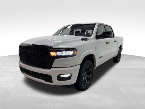 Bright White Clearcoat 2026 RAM 1500 Big Horn/Lone Star