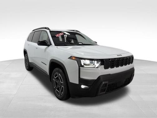 Bright White Clearcoat 2026 Jeep Cherokee LAREDO/LIMITED