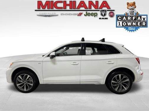 Arkona White 2024 Audi Q5 45 S line quattro Premium