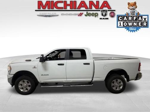 Bright White Clearcoat 2024 RAM 2500 Big Horn