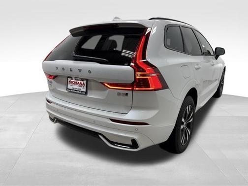 2024 Volvo XC60 B5 Core
