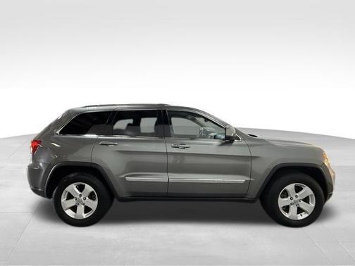 Mineral Gray Clearcoat Metallic 2012 Jeep Grand Cherokee Laredo
