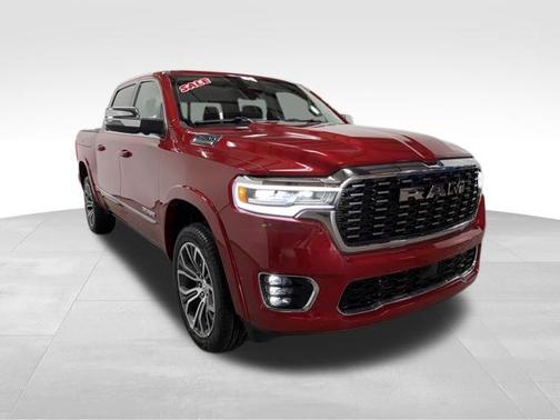 Molten Red Pearlcoat 2026 RAM 1500 Tungsten