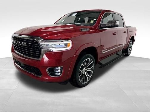 Molten Red Pearlcoat 2026 RAM 1500 Tungsten