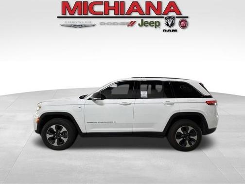 Bright White Clearcoat 2024 Jeep Grand Cherokee 4xe Base
