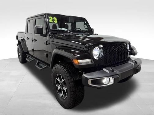 Black Clearcoat 2023 Jeep Gladiator Sport