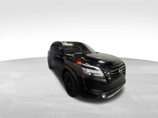Black 2025 Nissan Pathfinder SL