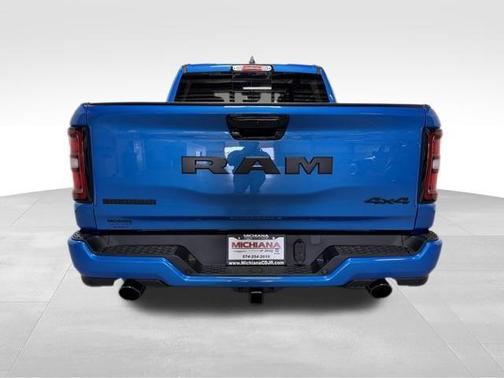 Hydro Blue Pearlcoat 2026 RAM 1500 Big Horn/Lone Star