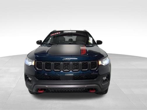 Fathom Blue Pearlcoat 2026 Jeep Compass Trailhawk