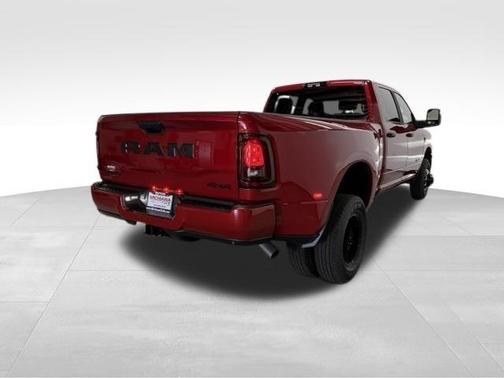 Molten Red Pearlcoat 2026 RAM 3500 Big Horn