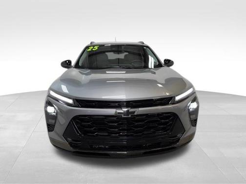 Sterling Gray Metallic 2025 Chevrolet Trax ACTIV