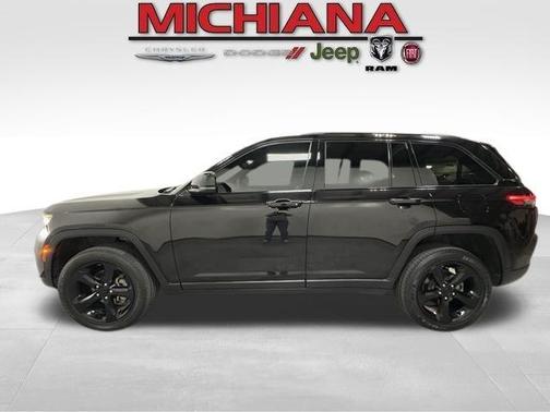 2023 Jeep Grand Cherokee Laredo