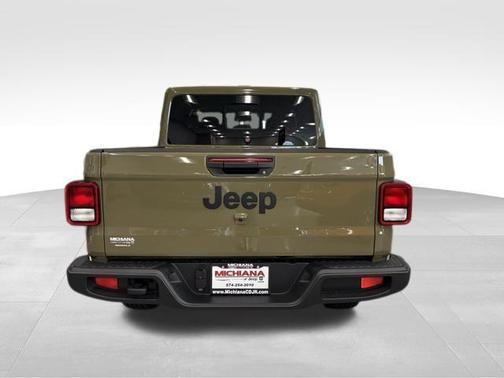 2026 Jeep Gladiator Sport