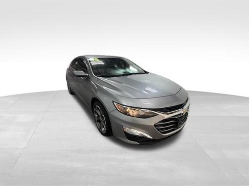Sterling Gray Metallic 2024 Chevrolet Malibu LT