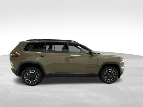 41 2026 Jeep Cherokee LAREDO/LIMITED