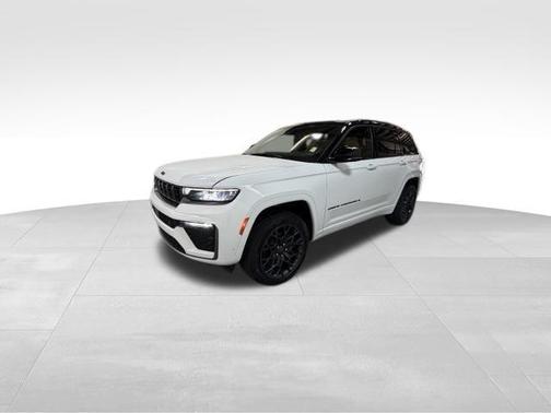 Bright White Clearcoat 2026 Jeep Grand Cherokee Summit