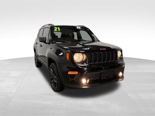 Black Clearcoat 2021 Jeep Renegade Latitude