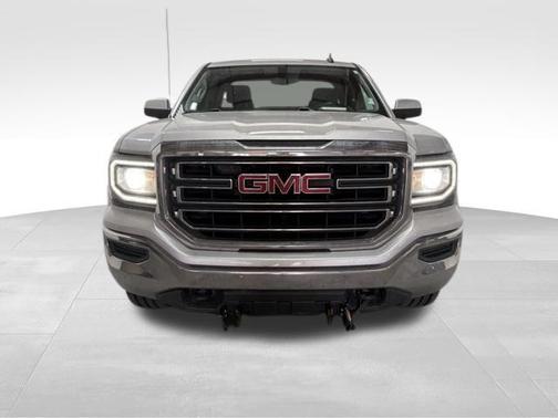 Quicksilver Metallic 2017 GMC Sierra 1500 SLE
