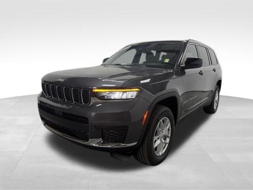 Metallic 2026 Jeep Grand Cherokee L Laredo