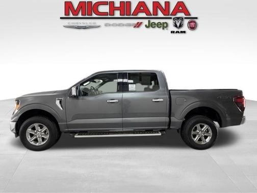 Carbonized Gray Metallic 2024 Ford F-150 XLT